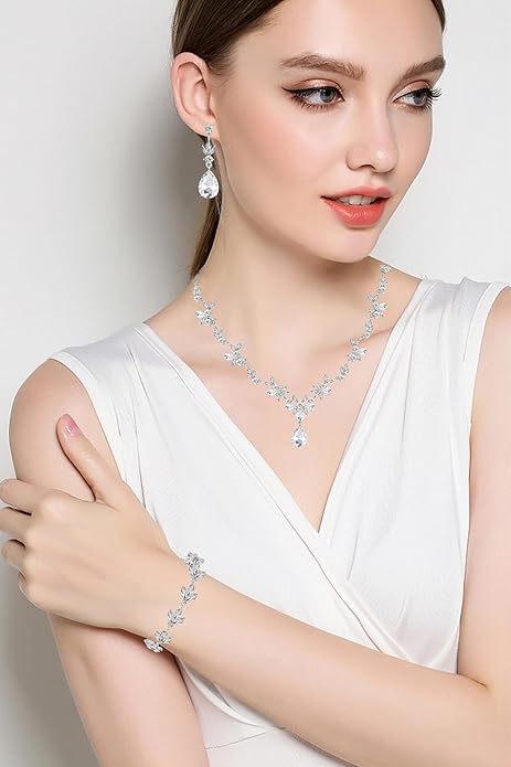 Bridal Wedding Elegant Floral Jewelry Set for Women/Brides/Bridesmaids Crystal Jewelry Set for Wedding Prom Party Bridal Crystal Necklace Earrings Bracelet Set