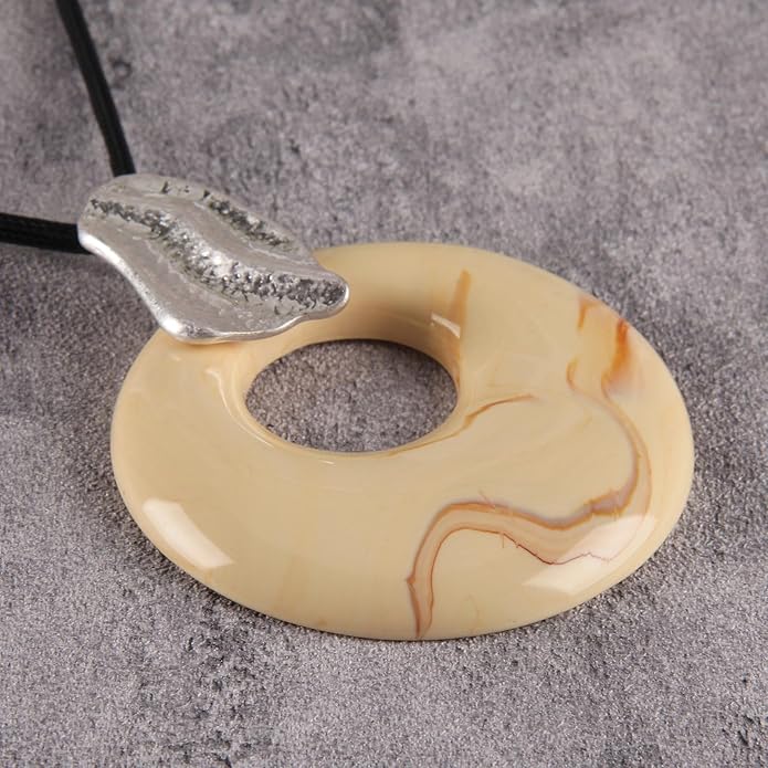 Boho Leather Necklace Women Bohemian Brown Circle Pendant Necklace Choker Long Necklaces for Women Boho Ring Large Pendant
