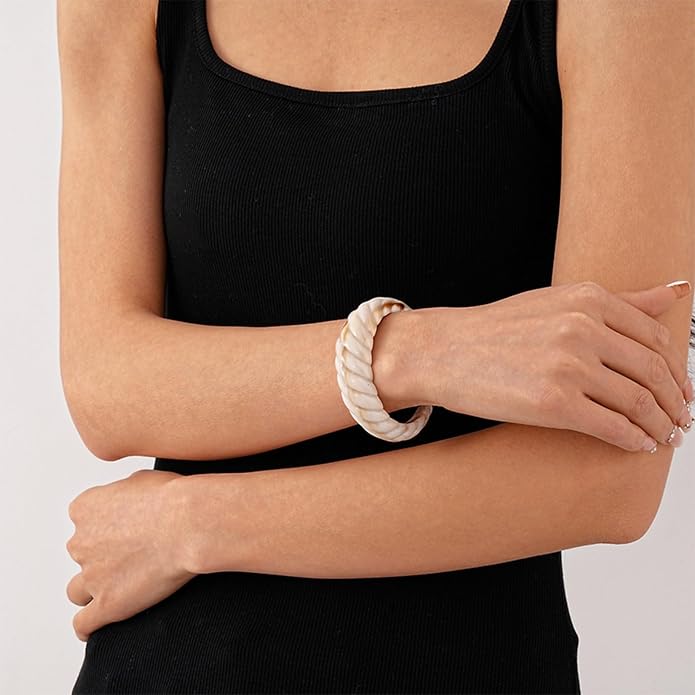 Chunky Acrylic Bracelet for Women,Vintage Candy Color Adjustable Bracelet Statement Irregular Geometry Wrist Bangle Classic Fashion Jewelry