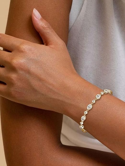 Oval Moissanite Link Bracelet for Women, 3.6cttw D Color VVS1 925 Sterling Silver Adjustable Oval Moissanite Bracelets for Mom Wife Birthday Jewelry Gifts