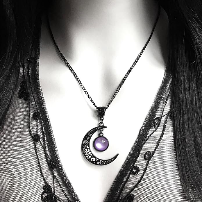 GYRMMUE Moon Crystal Necklace Punk Style Moon Pendant Necklace Vintage Black Crescent Moon Necklace Dark Gothic Necklace Halloween Costume Jewelry Women