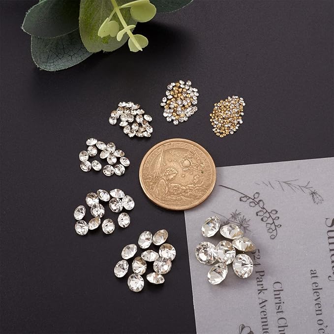 Fashewelry 2600pcs 7 Size Glass Pointed Back Rhinestone with Golden Back 1mm/2mm/3mm/4mm/5mm/6mm/8mm Crystal Faceted Diamond Loose Stone Clear Round Rhinestone Cabochons for Nail Art Replacing Jewelry