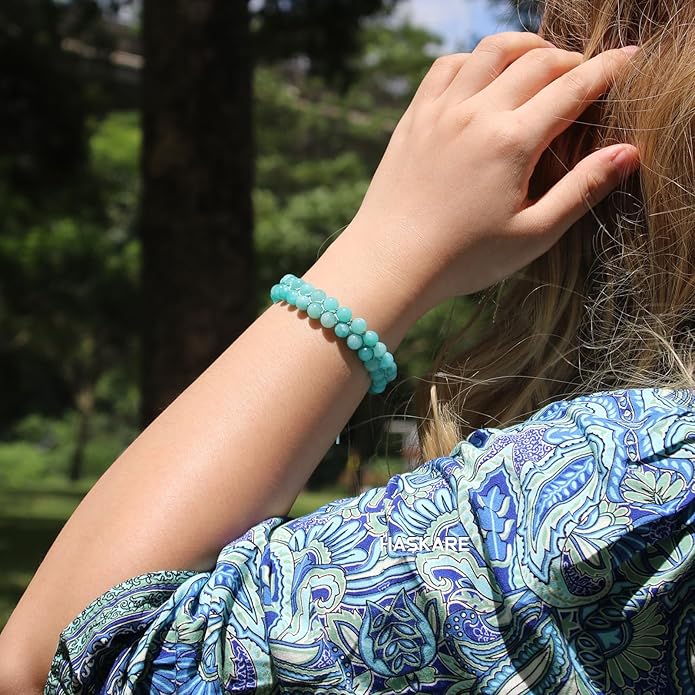 HASKARE Real Crystal Bracelet Women Valentine Day Gift for Her, Real Malachite Handmade Bracelets Gift for Mom from Daughter, Premium Gemstone Protection Gift for Women Healing Anxiety Relief