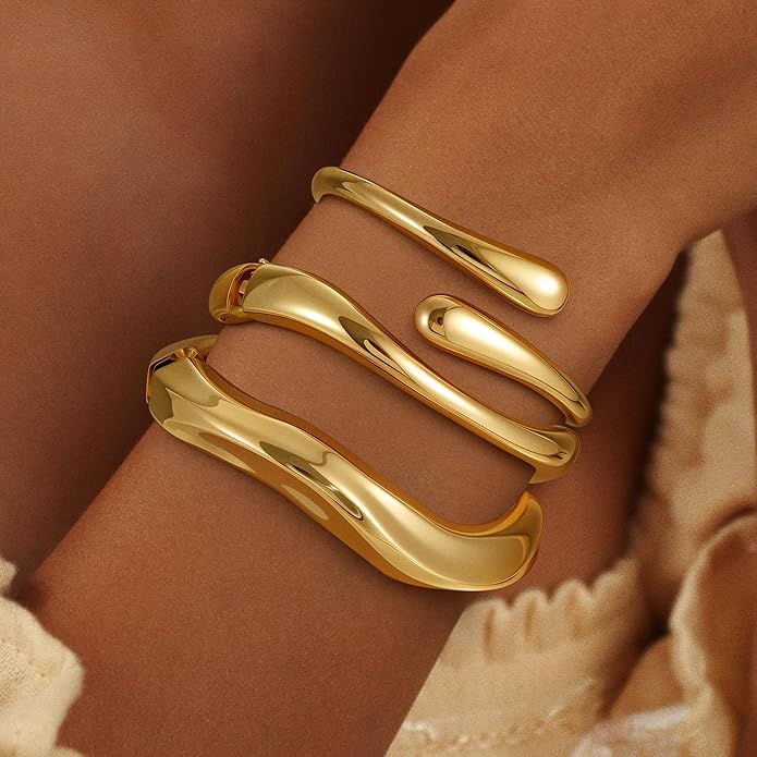 Gold Bracelets for Women Trendy, 18K Gold Plated Bangle Bracelet Set Chunky Twist Cuff Gold Bracelet Non Tarnish Waterproof Jewelry Gifts for Women