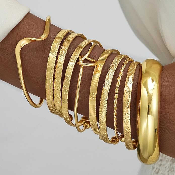 YEEZII Gold Bangle Bracelets for Women, 7Pcs 14K Gold Plated Boho Indian Multi Stackable Textured Bracelets, Chunky Bangles Set for Women Jewelry Gifts