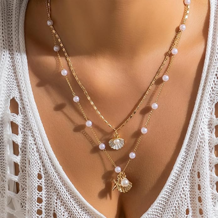 Gold Sea Shell Necklace Layered Charm Necklace for Women Boho Summer Seashell Beach Starfish Necklaces 14k Pearl Chain Surfer Jewelry Beach Vacation Essentials