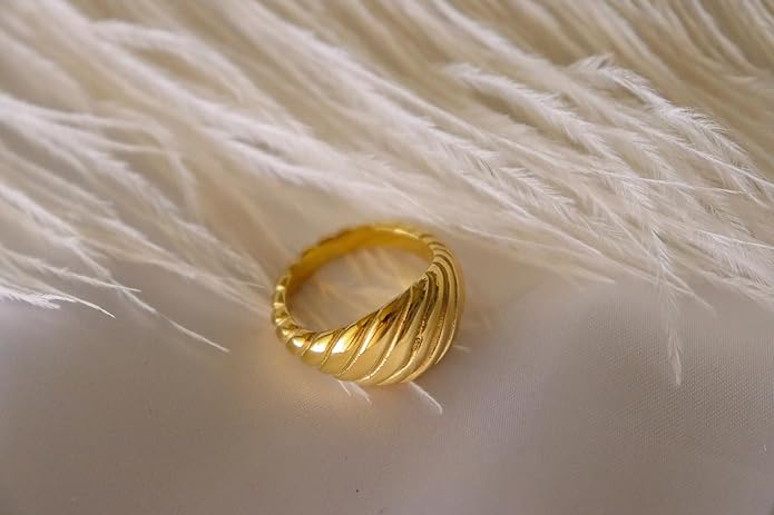 Elegant 18K Gold Plated Stainless Steel Ring – Fine Metal-Plated Jewelry with Durable, Scratch-Resistant Design for Daily Wear & Special Occasions