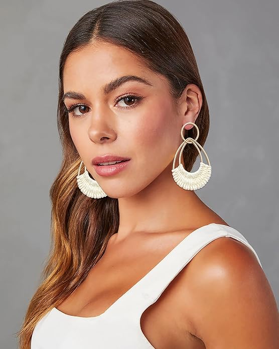 Raffia Hoop Earrings for Women Fun Boho Summer Beach Earrings Lightweight Handmade Straw Wicker Rattan Dangle Earrings Statement Geometric Round Drop Earrings