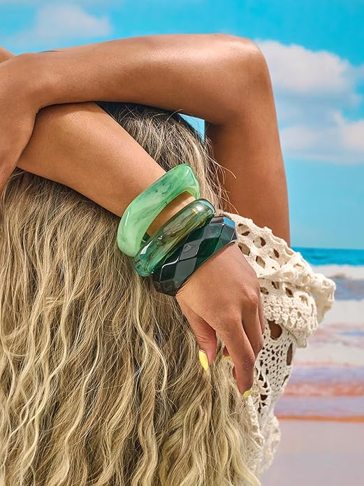 Acrylic Resin Bangles Bracelets for Women Wide Irregular Geometric Wristband Statement Bracelet Punk Chunky Acrylic Resin Bangle