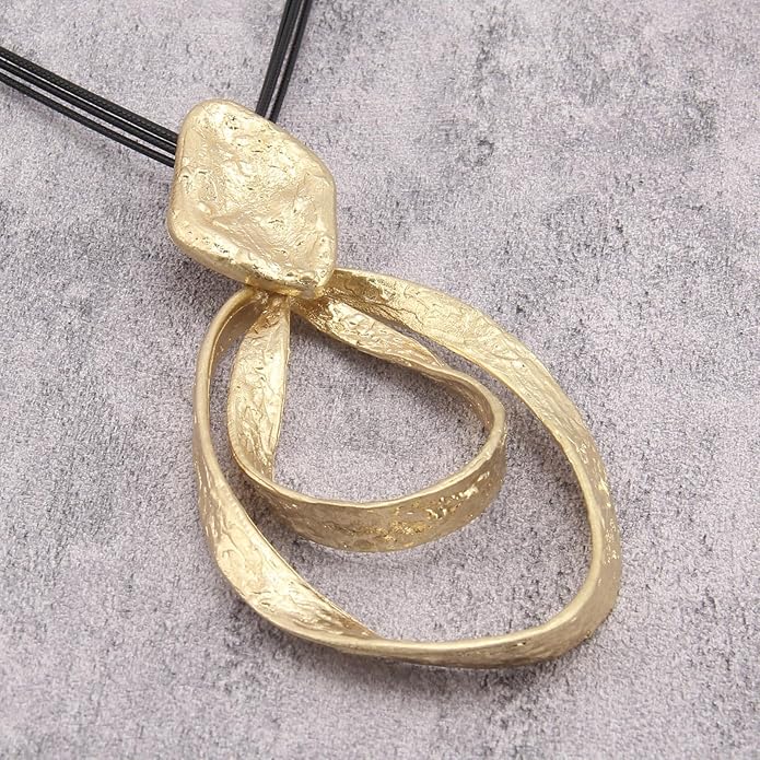 GelConnie Leather Necklace for Women Large Pendant Long Brown Necklace Circle Leather Choker Vintage Sweater Necklace Gold Chunky Boho Necklaces for Women