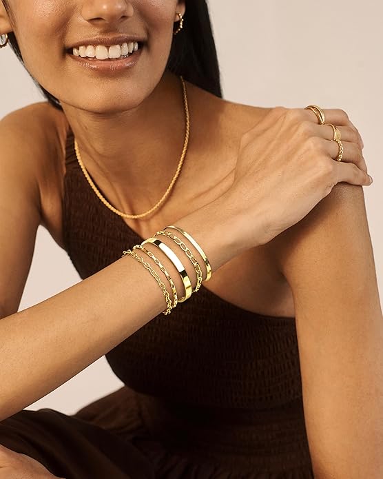 Gold Bracelets Set for Women Stack, Dainty Thick Bracelets Stack for Women Trendy, Simple Thin Gold Plated Cuff Stackable Bracelets With Beaded Cuban Paperclip Snake Rope Bangle Hand Chain Jewelry Gifts for Women Non Tainish