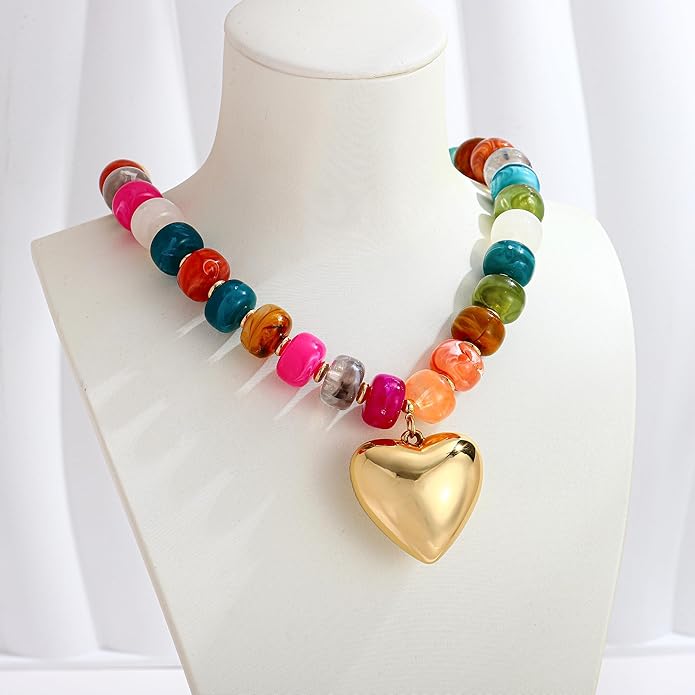 Gold Heart Pendant Necklaces for Women Colorful Acrylic Resin Beaded Choker Necklace Fashion Chunky Statement Beaded Heart Necklace