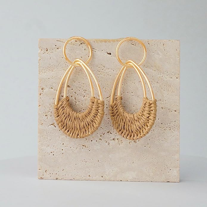 Raffia Hoop Earrings for Women Fun Boho Summer Beach Earrings Lightweight Handmade Straw Wicker Rattan Dangle Earrings Statement Geometric Round Drop Earrings