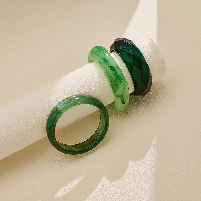 Acrylic Resin Bangles Bracelets for Women Wide Irregular Geometric Wristband Statement Bracelet Punk Chunky Acrylic Resin Bangle