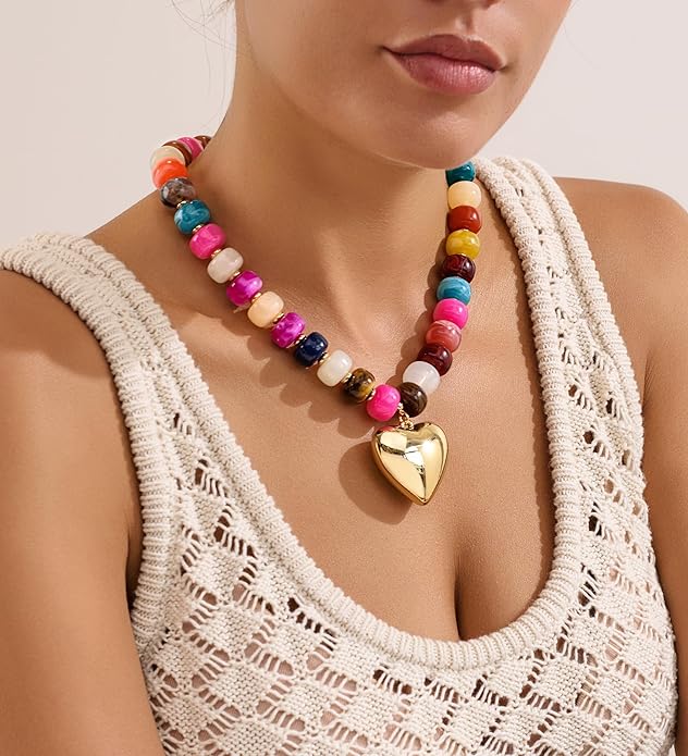 WOWORAMA Chunky Heart Necklaces for Women Colorful Resin Beaded Choker Necklace Gold Puffy Heart Statement Necklace Trendy Acrylic Choker Jewelry