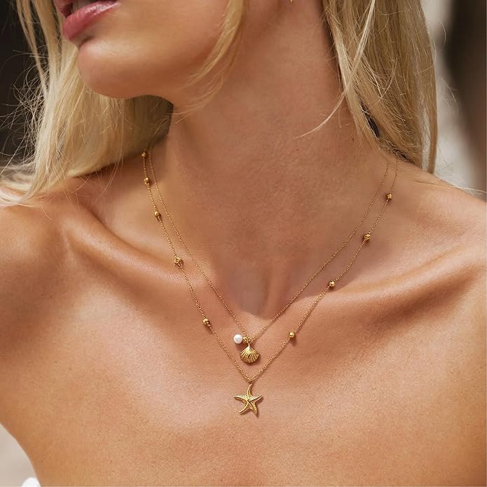Gold Sea Shell Necklace Layered Charm Necklace for Women Boho Summer Seashell Beach Starfish Necklaces 14k Pearl Chain Surfer Jewelry Beach Vacation Essentials