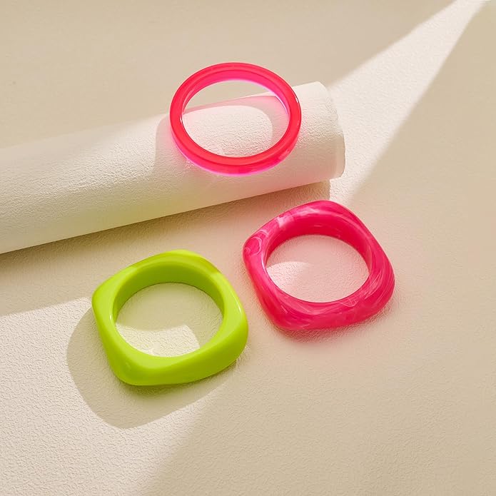 Acrylic Resin Bangles Bracelets for Women Wide Irregular Geometric Wristband Statement Bracelet Punk Chunky Acrylic Resin Bangle