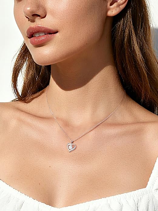 NORBU Moissanite Necklace for Women, 1 CT D Color VVS1 Clarity Round Cut, 925 Sterling Silver Heart Necklace with 18K White Gold Plated, Jewelry Gift for Wedding Anniversary Birthday Christmas Valentine's Day