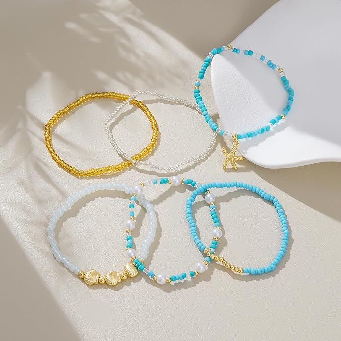 Shell Bracelet Seashell Boho Beaded Stretch Bracelets for Women Summer Beach Bracelets Starfish Charm Bracelet Stackable Gold Plated Bracelets Set for Women
