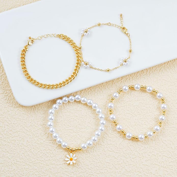 Heishi Beaded Stretch Bracelets for Women Stackable Polymer Clay Beads Bracelets Friendship Boho Summer Beach Bracelet Jewelry Set