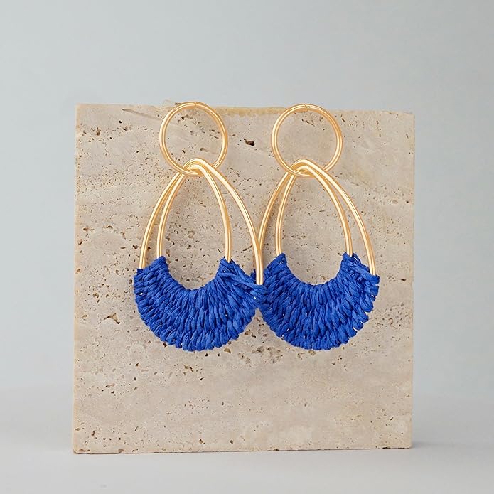 Raffia Hoop Earrings for Women Fun Boho Summer Beach Earrings Lightweight Handmade Straw Wicker Rattan Dangle Earrings Statement Geometric Round Drop Earrings