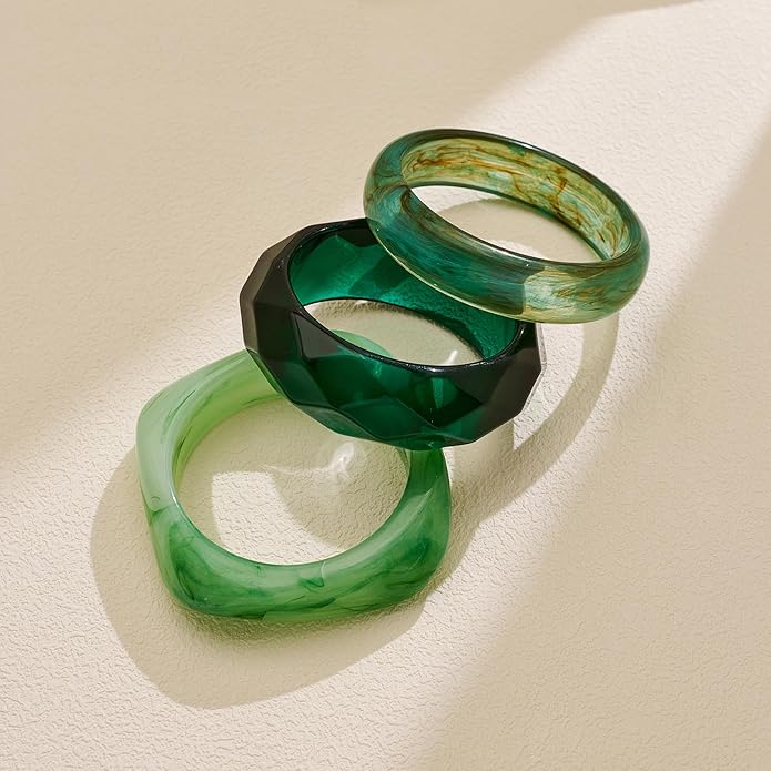 Acrylic Resin Bangles Bracelets for Women Wide Irregular Geometric Wristband Statement Bracelet Punk Chunky Acrylic Resin Bangle