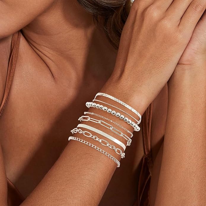 VIBILIA Dainty Gold Chain Bracelet for Women Trendy Stackable Adjustable Layered Metal Bracelet Gold Plated Twist Link Figaro Chain Paperclip Bracelets Fashion Jewelry