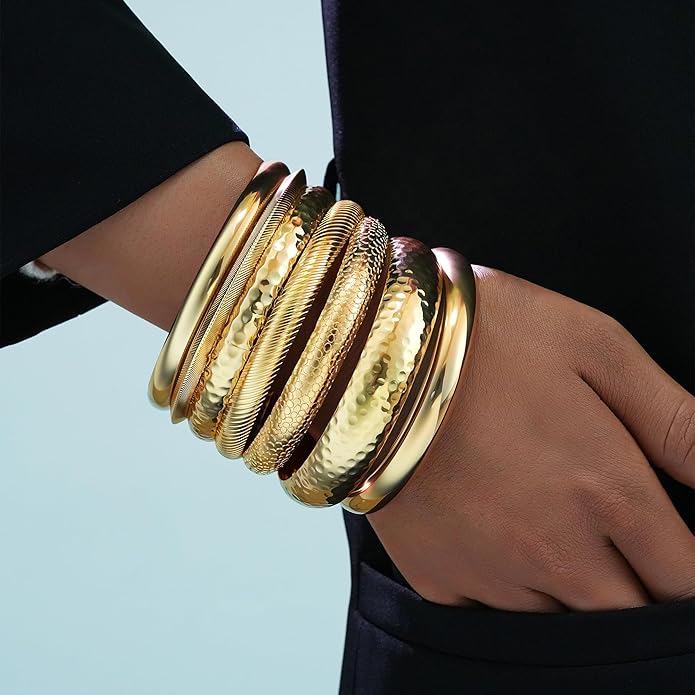 YEEZII Gold Bangle Bracelets for Women, 7Pcs 14K Gold Plated Boho Indian Multi Stackable Textured Bracelets, Chunky Bangles Set for Women Jewelry Gifts