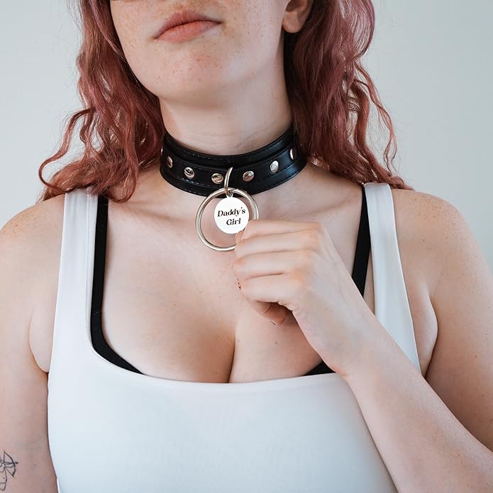 Black O-ring Leather Choker Collar for Women, Gothic Punk Style Adjustable Choker Necklace with Rivets and Engraved Letters Steel Tag