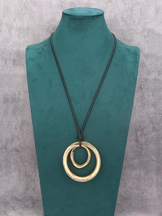 Boho Leather Necklace Women Bohemian Brown Circle Pendant Necklace Choker Long Necklaces for Women Boho Ring Large Pendant