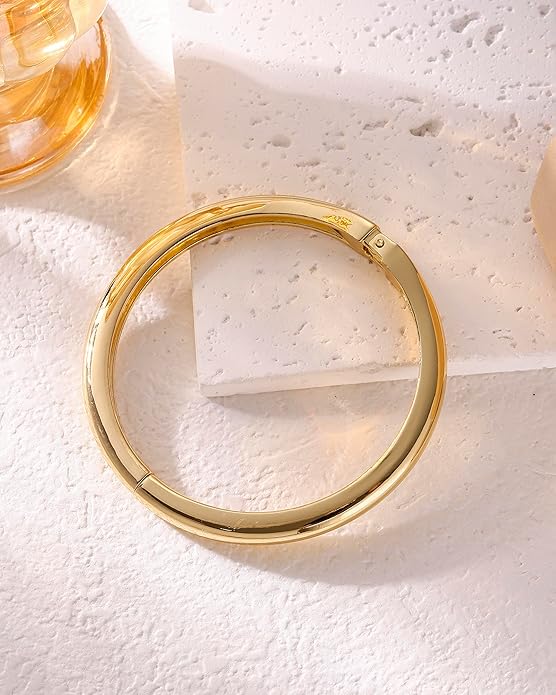 2pcs Gold Bangle Bracelets for Women, Trendy Hinged Cuff Open Wide Chunky Gold Bracelet Stack Arm Cuff Jewelry for Women
