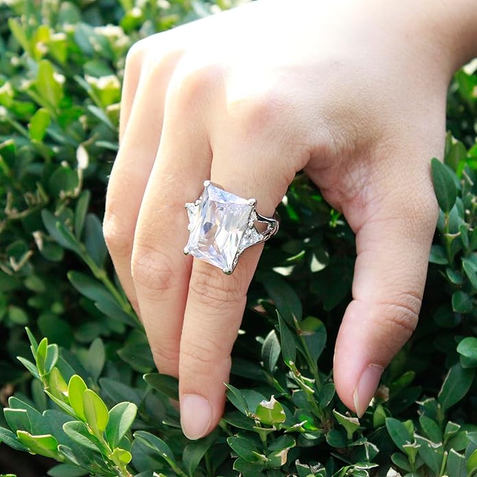 Lavencious Big Bold Radiant CZ Stones Stretch Rings for Women Size for 7-9