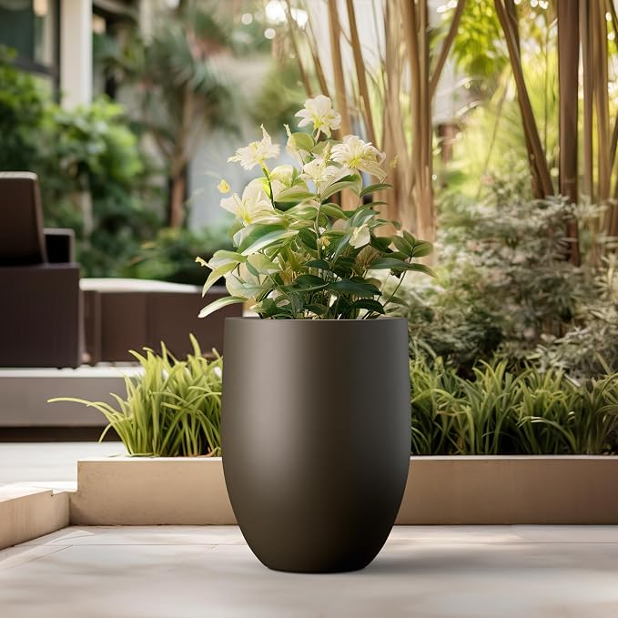 Kante Large Round Bullet Dark BRN Concrete Planter 21.7" Tall, Outdoor | Rubber - Image 4