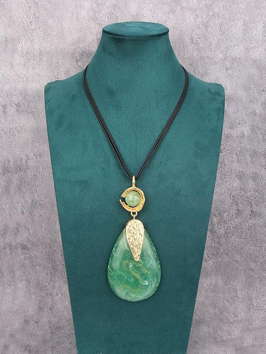 GelConnie Leather Necklace for Women Large Pendant Long Brown Necklace Circle Leather Choker Vintage Sweater Necklace Gold Chunky Boho Necklaces for Women