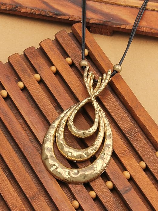 GelConnie Leather Necklace for Women Large Pendant Long Brown Necklace Circle Leather Choker Vintage Sweater Necklace Gold Chunky Boho Necklaces for Women