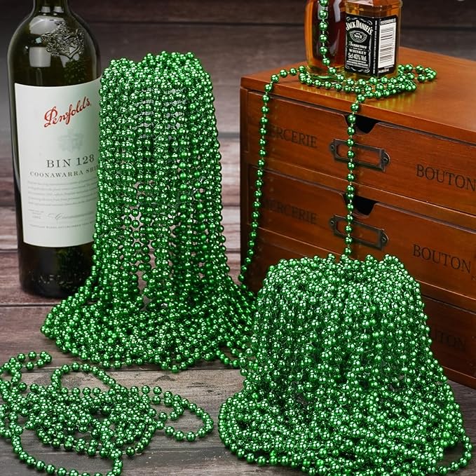 72 PCS St. Patricks Day Beads Necklace, Christmas Bead Necklaces, Green Mardi Gras Beads, 33 Inch Green Bead Necklaces for Mardi Gras St. Patricks Day Day Christmas Festive Events, Party Favors
