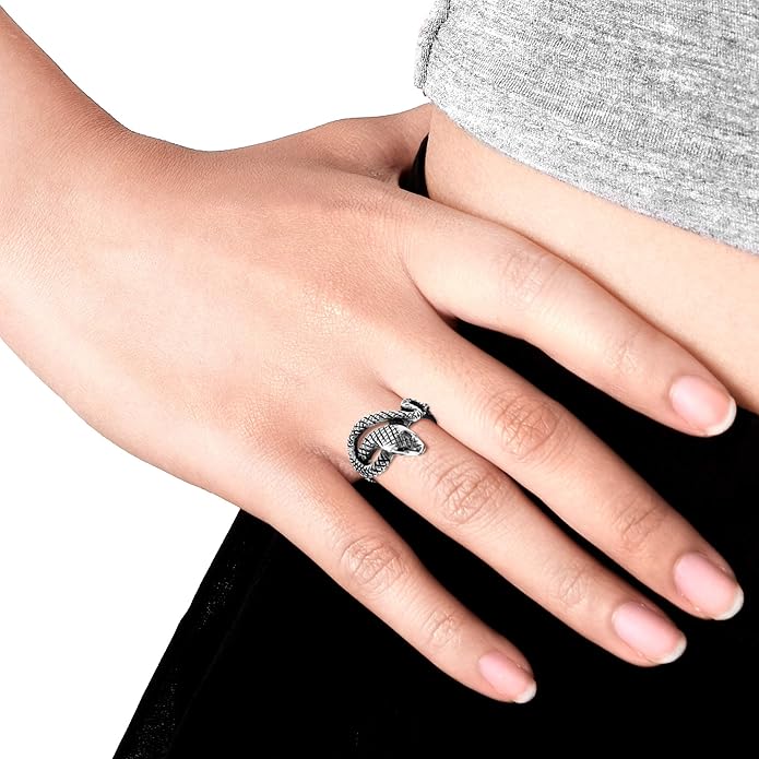 AeraVida Foxy Snake Coil Wrap Around .925 Sterling Silver Ring | Animal and Nature Inspired Silver Ring for Women | Elegant Snake Ring Accessory | Anniversary Jewelry Gift | Size 6-12