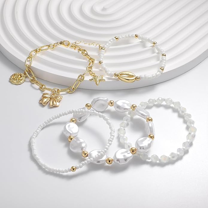 Shell Bracelet Seashell Boho Beaded Stretch Bracelets for Women Summer Beach Bracelets Starfish Charm Bracelet Stackable Gold Plated Bracelets Set for Women