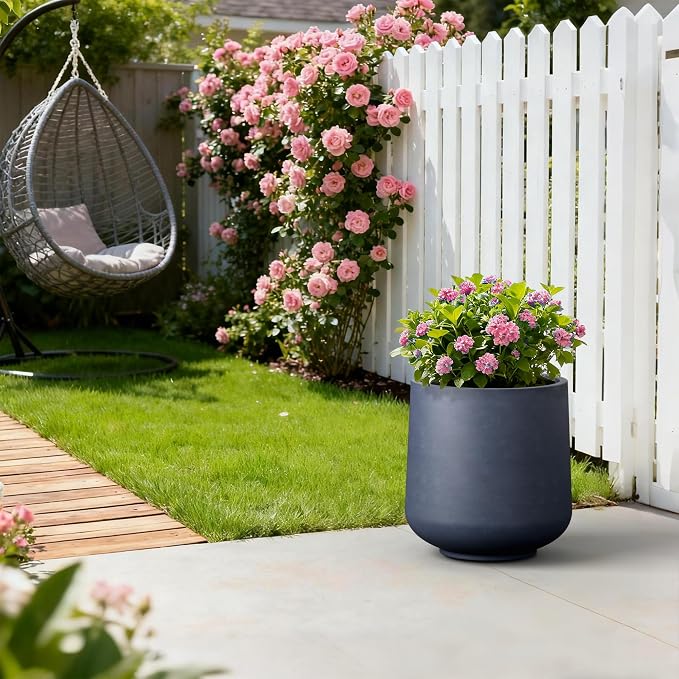 Kante Large Round Curved Charcoal Concrete Planter 16.5" Dia - Image 4