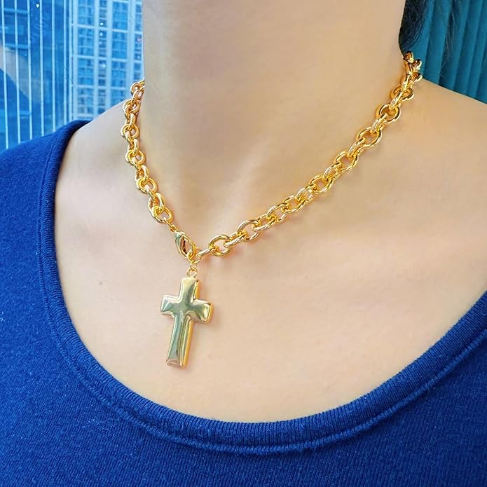 18k Gold Chunky Cross Necklace for Women Hammered Cross Choker Necklaces Bold Statement Necklace Trendy Jewelry