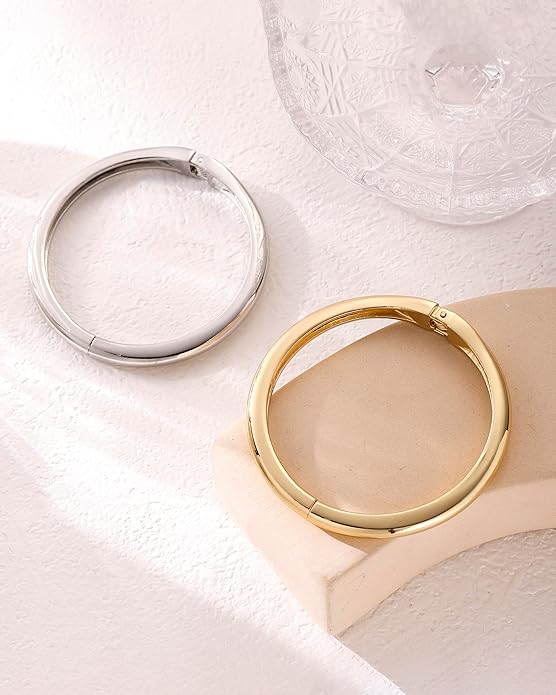 2pcs Gold Bangle Bracelets for Women, Trendy Hinged Cuff Open Wide Chunky Gold Bracelet Stack Arm Cuff Jewelry for Women