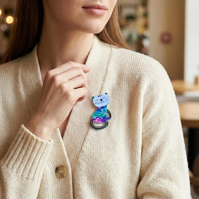 Cat Brooch Pin for Women Acrylic Lovely Cat Brooch for Clothes Bags Backpacks Animal Brooch Pin Accessory Gift