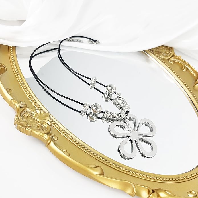 Snake Butterfly Necklace for Women Y2k Irregular Round Bead Pendant Women's Jewelry