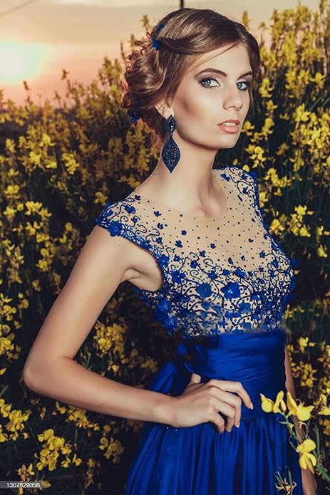 Elegant Rhinestone Dangle Earrings Crystal Wedding Bridal Long Dangling Drop Earrings Chandlier Earrings for Women Bridesmaid
