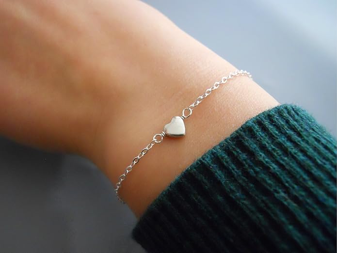 Annika Bella Cute Heart Bracelet - Dainty Bracelets for Women, Stackable Heart Jewelry, Adjustable Gold/Silver Band, Gift for Best Friend, Hypoallergenic Wrist Chain