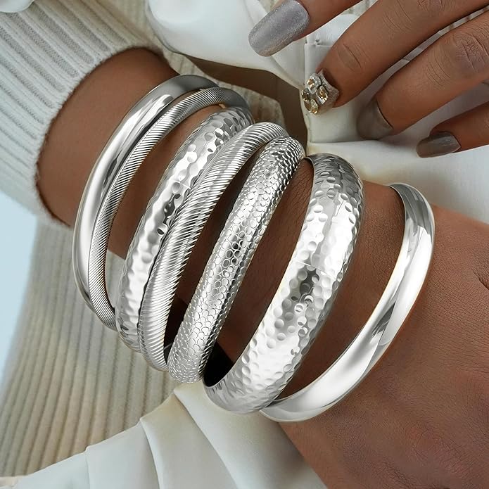 YEEZII Gold Bangle Bracelets for Women, 7Pcs 14K Gold Plated Boho Indian Multi Stackable Textured Bracelets, Chunky Bangles Set for Women Jewelry Gifts