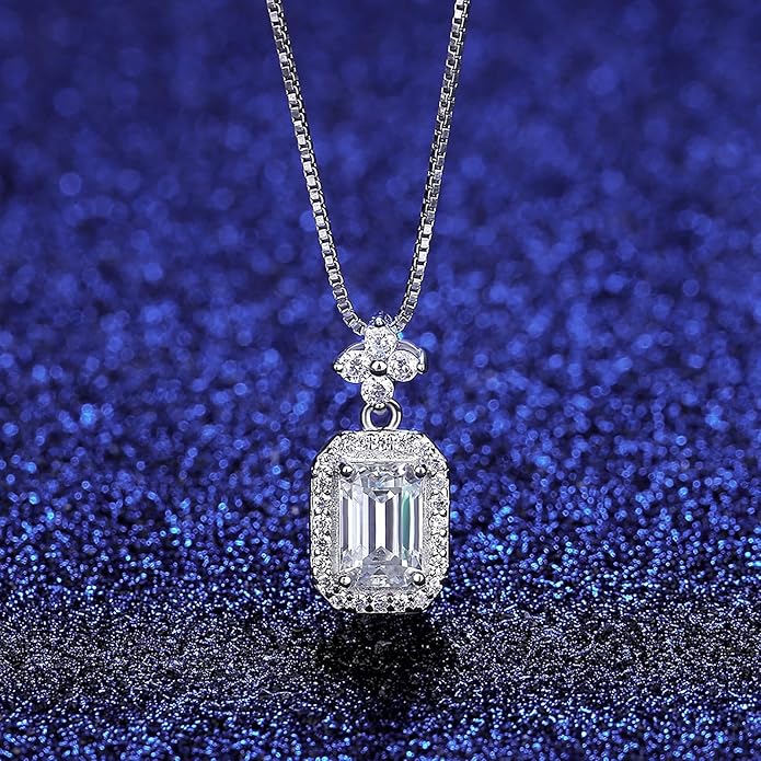 S925 Sterling Silver 0.6ct VVS1 D-Color Diamond Pendant Necklace for Women, Ideal Valentine's Day Gift for Wife