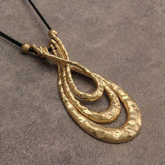 GelConnie Leather Necklace for Women Large Pendant Long Brown Necklace Circle Leather Choker Vintage Sweater Necklace Gold Chunky Boho Necklaces for Women