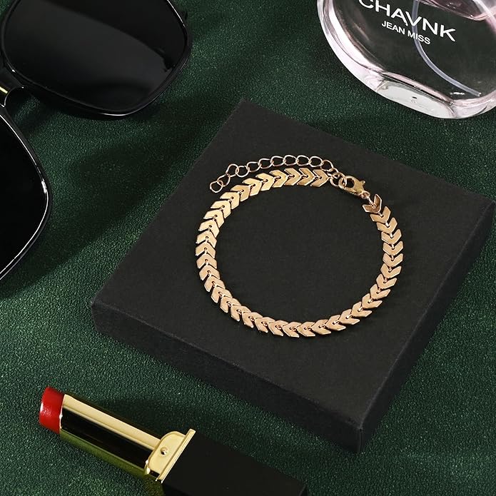 VIBILIA Dainty Gold Chain Bracelet for Women Trendy Stackable Adjustable Layered Metal Bracelet Gold Plated Twist Link Figaro Chain Paperclip Bracelets Fashion Jewelry