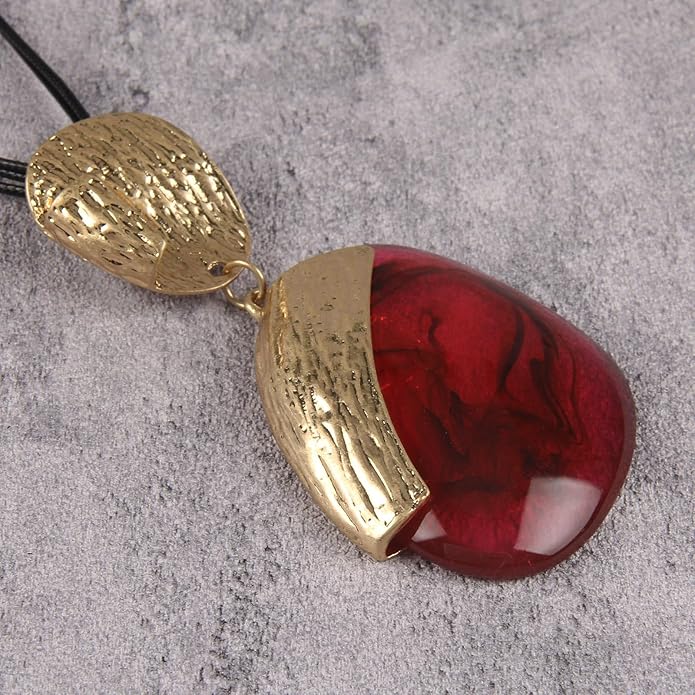 Boho Leather Necklace Women Bohemian Brown Circle Pendant Necklace Choker Long Necklaces for Women Boho Ring Large Pendant